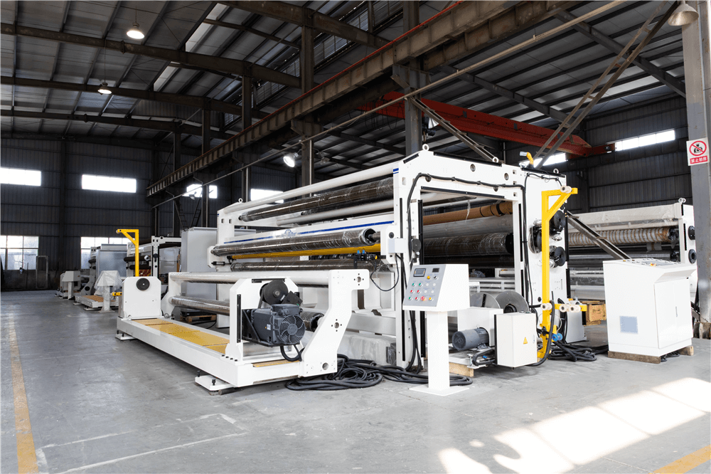 2m-6m多功能數(shù)控分切機(jī)